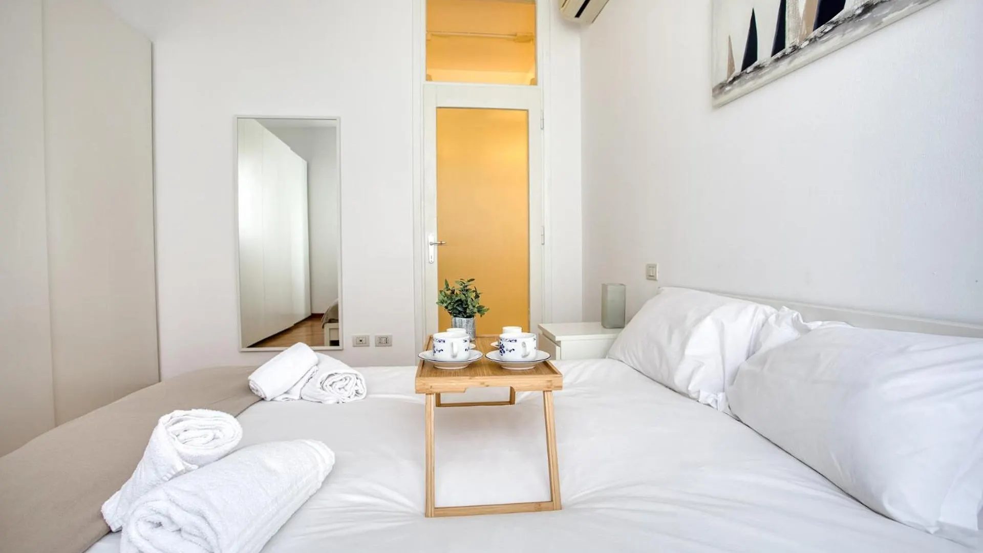 Contacten van Easylife - Comfort Esclusivo In Porta Romana